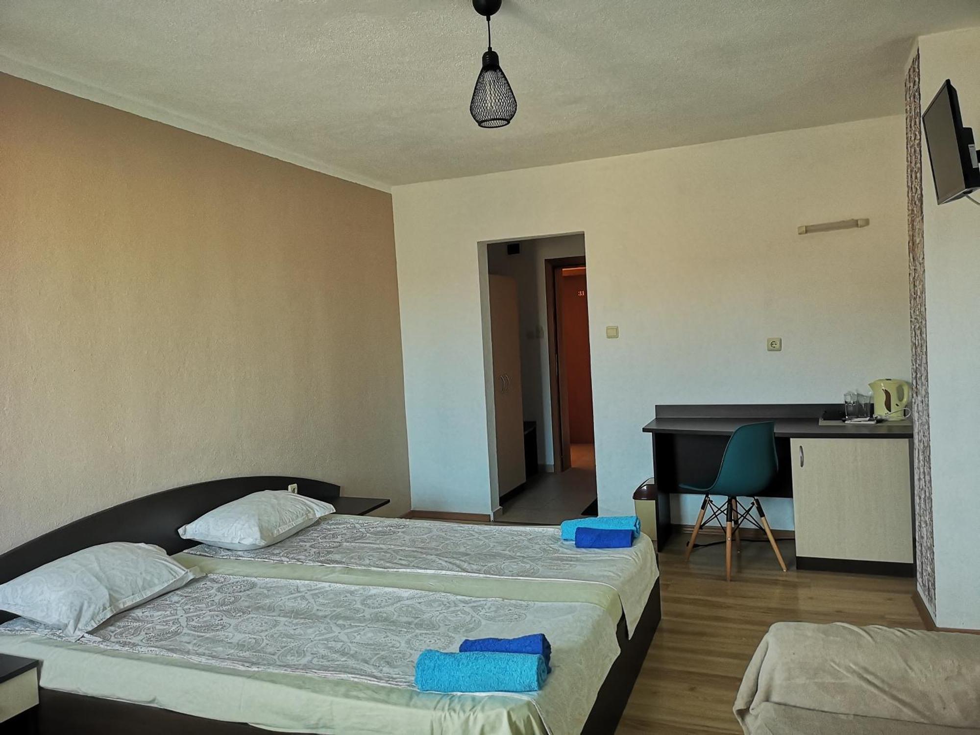 Paunovi Guest House Primorsko Rom bilde