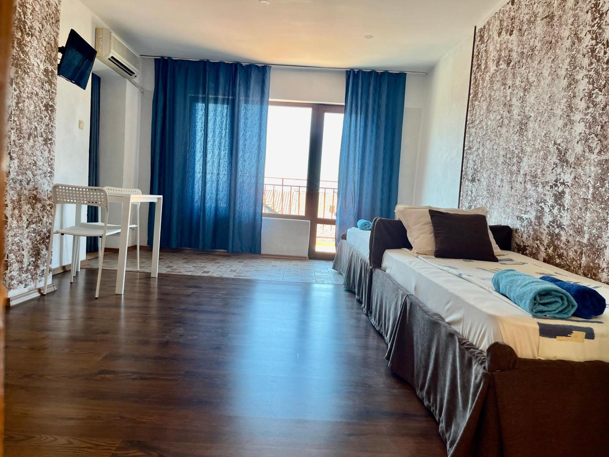 Paunovi Guest House Primorsko Eksteriør bilde